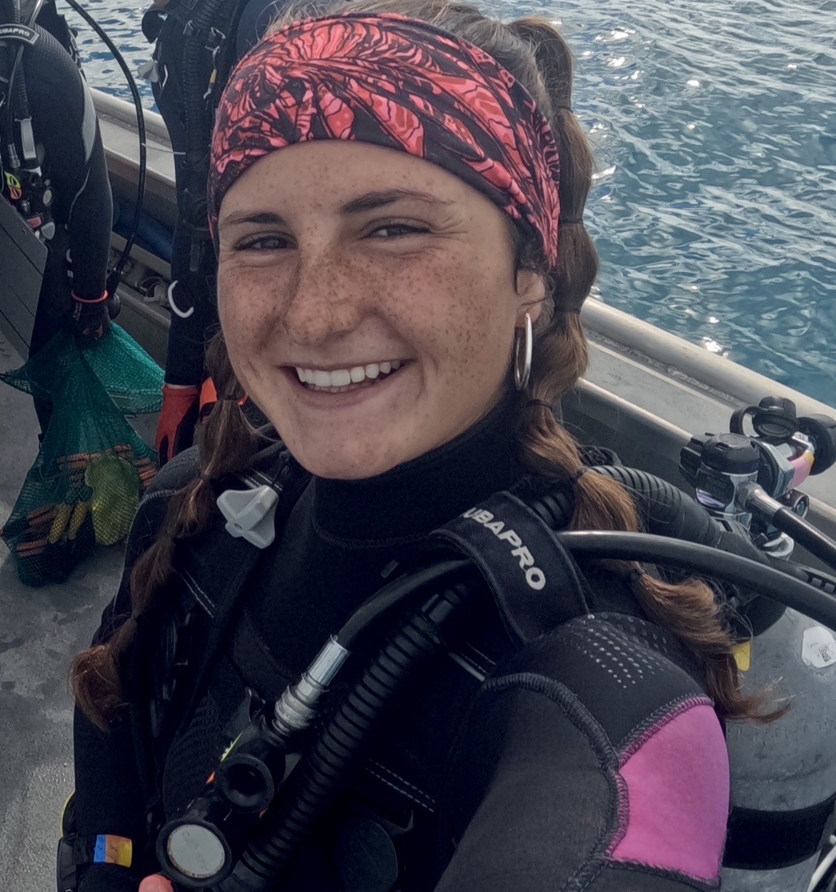 divemaster, mate, guide
